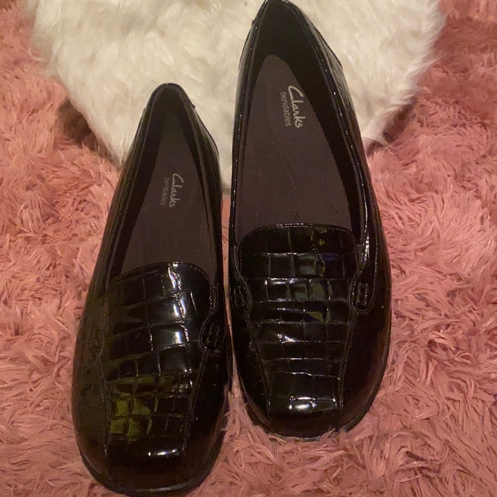 Clarks “Bendables” in Black Patent